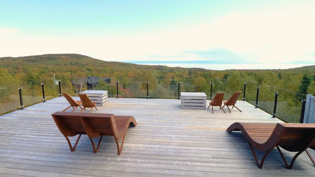 The kitchen, living room, and dining area are thoughtfully laid out, providing a cozy yet stylish environment.