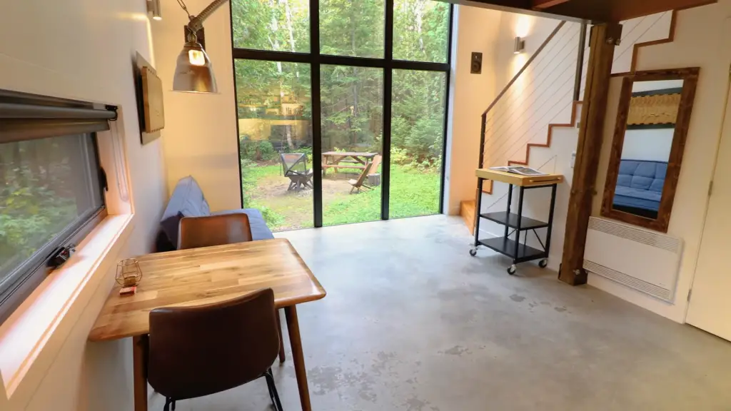 2-STORY 300sqft TINY HOME TOWER With Rooftop Deck! (Full Airbnb Tour)