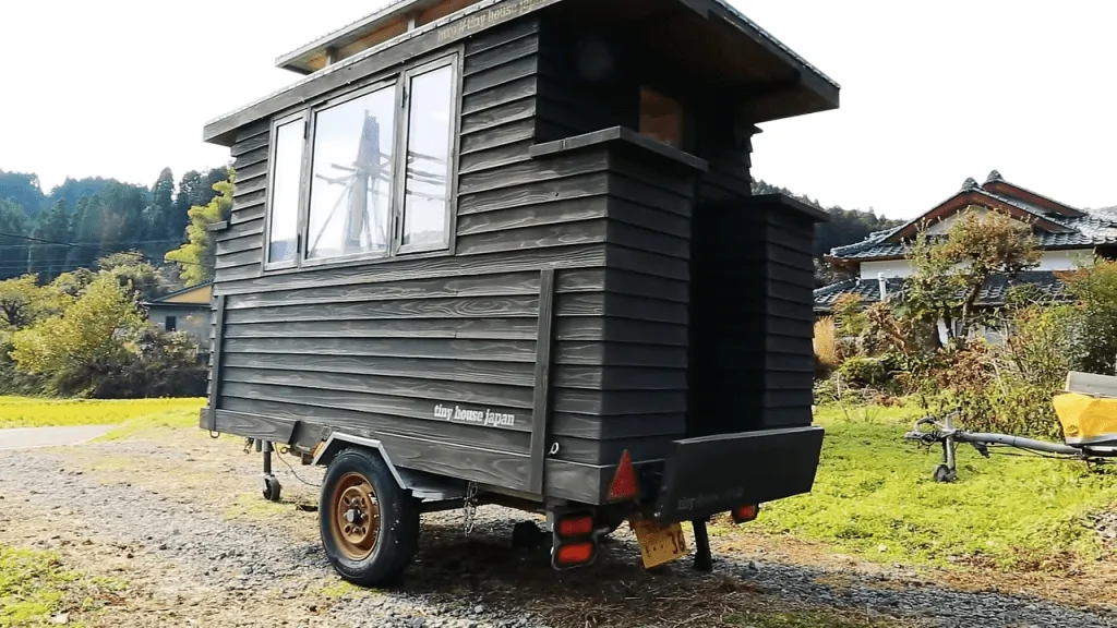 Tiny House Japan by Tagami Haruhiko: A Modern Approach to Minimalist Living 4 Tiny House Japan by Tagami Haruhiko: A Modern Approach to Minimalist Living