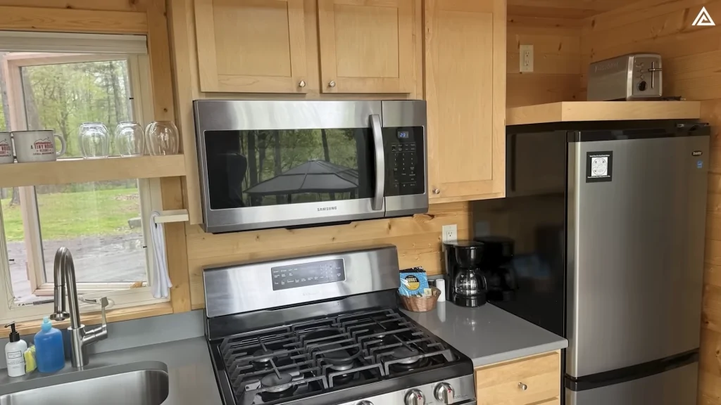 Elon Musk’s $17,890 Tiny House FINALLY HIT The Market! What's Inside? 15 Style and Design